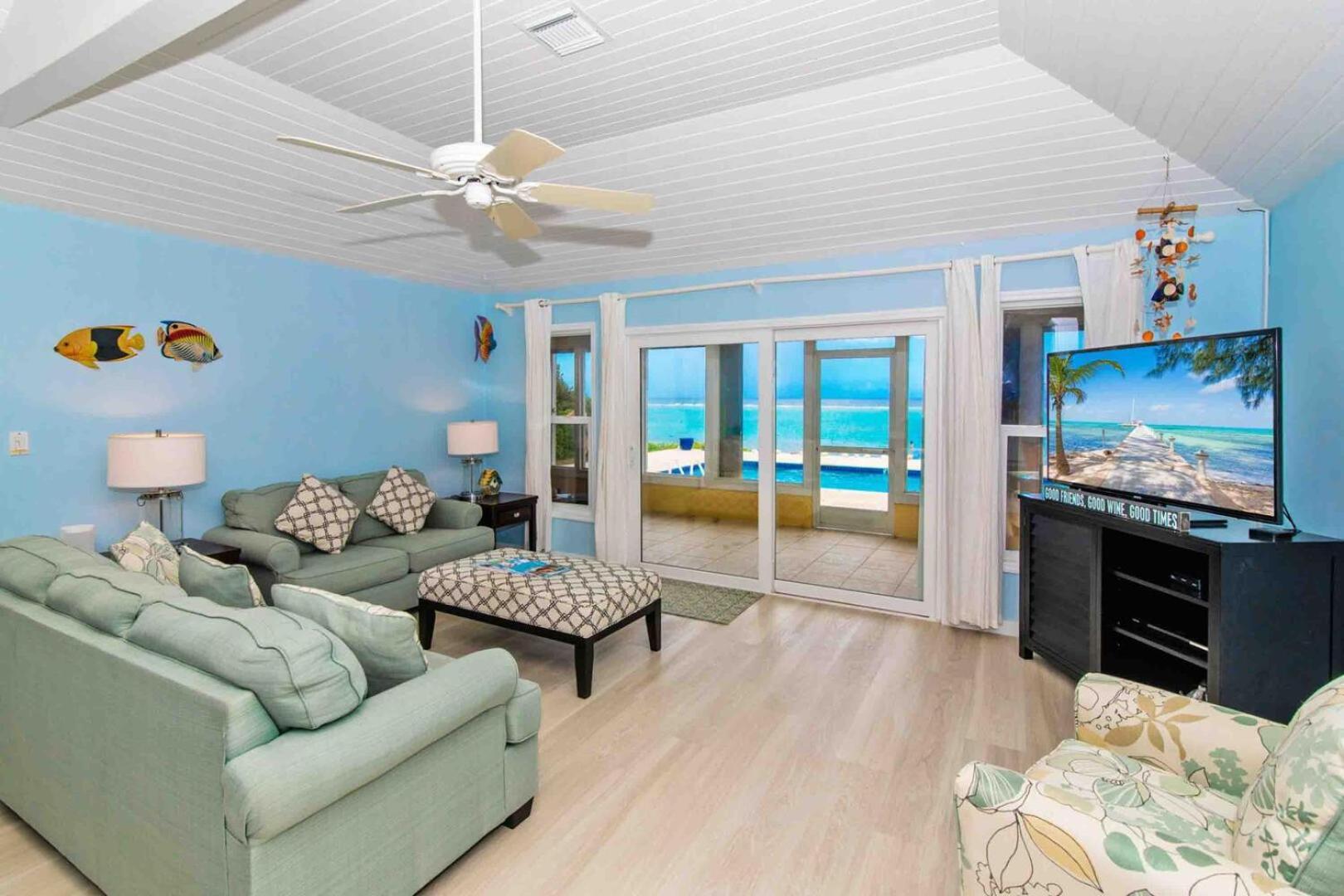 Thatch Hill - Renovated Beach House With Pool, Short Walk To The Rum Point Club Driftwood Village 外观 照片